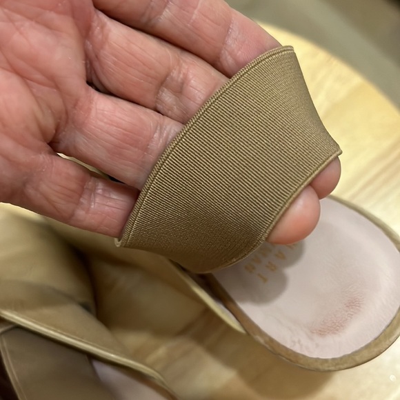 Stuart Weitzman Sunbelt slingback pecan colored heeled bootie. Size 6 - Picture 5 of 9